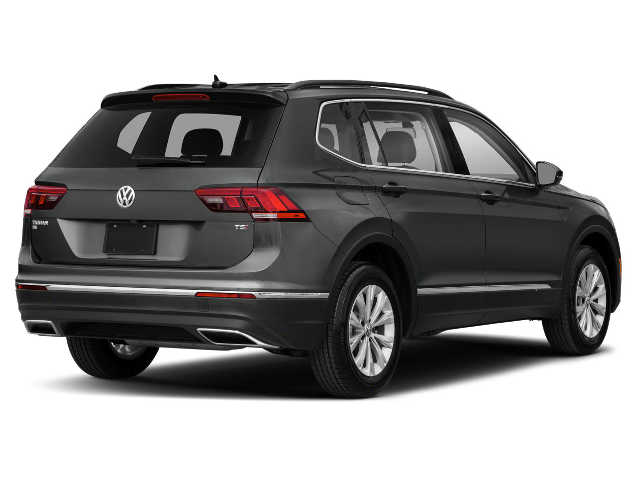 Used 2020 Volkswagen Tiguan SE R-LINE BLACK with VIN 3VV2B7AX5LM070264 for sale in Peabody, MA