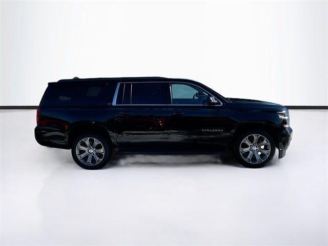 2017 Chevrolet Suburban LT