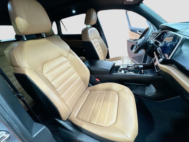 2024 Volkswagen Atlas Cross Sport 2.0T SEL