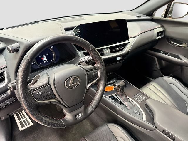 2023 Lexus UX 250h F SPORT Handling