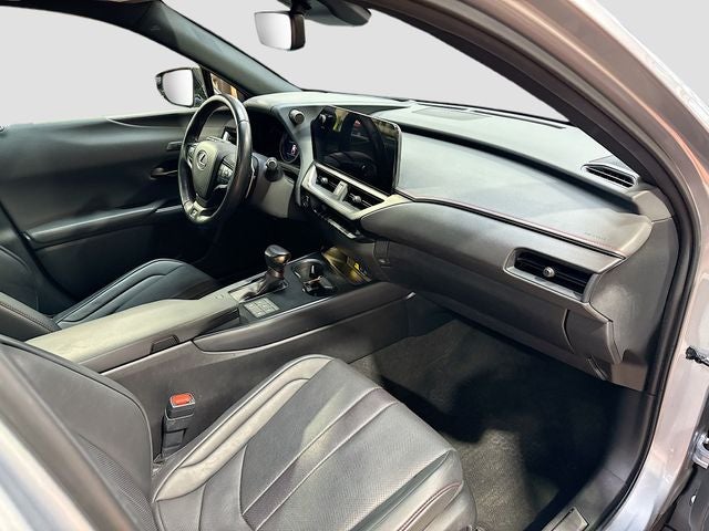 2023 Lexus UX 250h F SPORT Handling