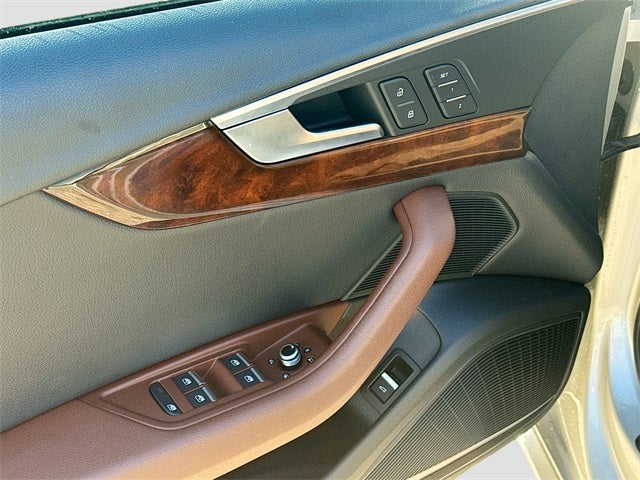 2017 Audi A4 2.0T Prestige quattro