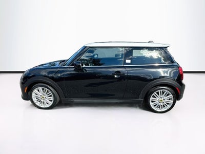 2024 MINI HARDTOP 2 DOOR Iconic