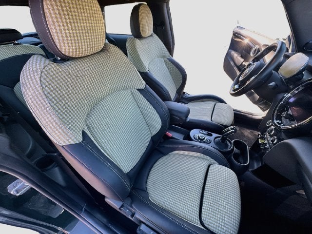 2024 MINI HARDTOP 2 DOOR Iconic