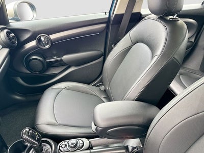 2023 MINI HARDTOP 4 DOOR Cooper