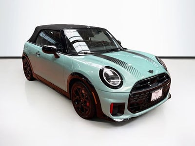 2025 MINI CONVERTIBLE Iconic