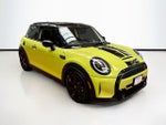 2024 MINI HARDTOP 2 DOOR Signature
