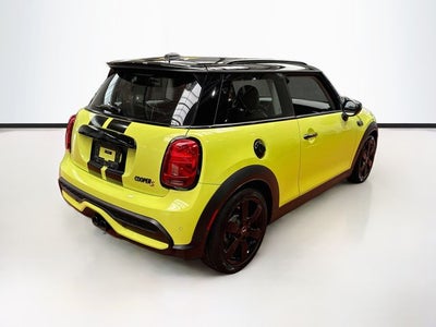 2024 MINI HARDTOP 2 DOOR Signature
