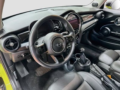 2024 MINI HARDTOP 2 DOOR Signature