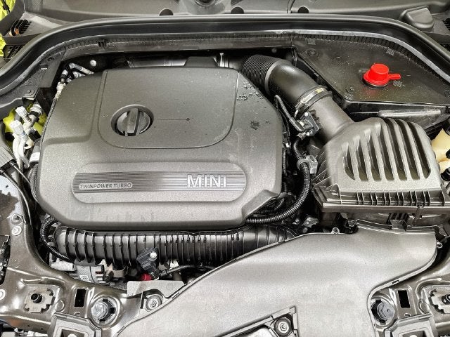 2024 MINI HARDTOP 4 DOOR Iconic