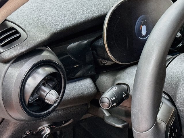 2024 MINI HARDTOP 4 DOOR Signature