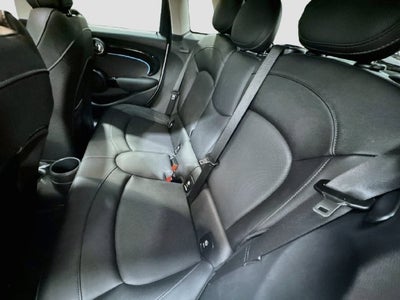 2024 MINI HARDTOP 4 DOOR Signature