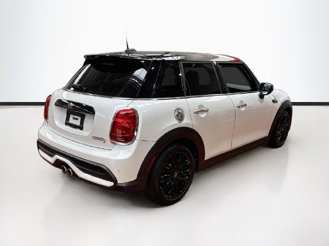 2024 MINI HARDTOP 4 DOOR Signature
