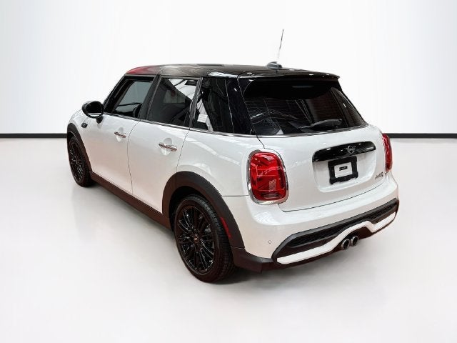 2024 MINI HARDTOP 4 DOOR Signature