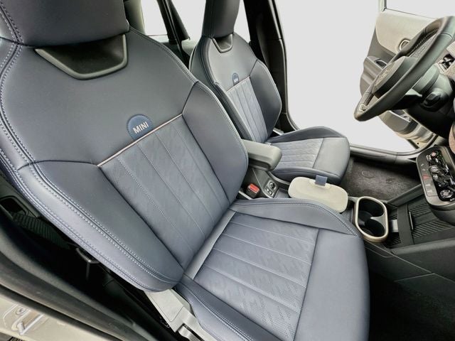 2025 MINI HARDTOP 4 DOOR Signature Plus