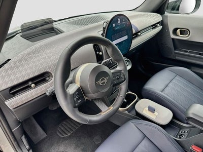 2025 MINI HARDTOP 4 DOOR Signature Plus