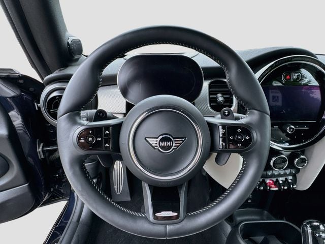 2024 MINI CONVERTIBLE Iconic