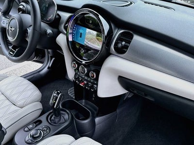 2024 MINI CONVERTIBLE Iconic