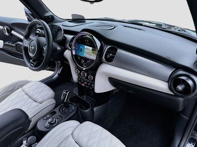 2024 MINI CONVERTIBLE Iconic