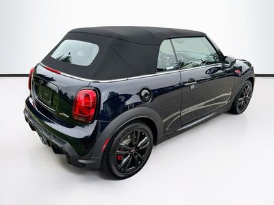 2024 MINI CONVERTIBLE Iconic