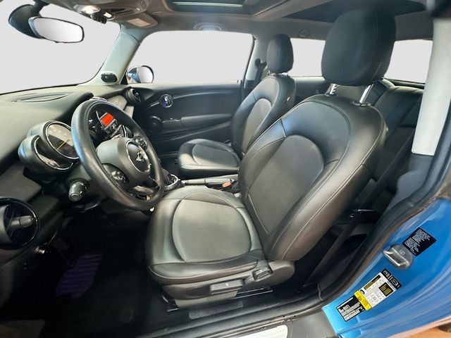 2015 MINI HARDTOP 2 DOOR Base