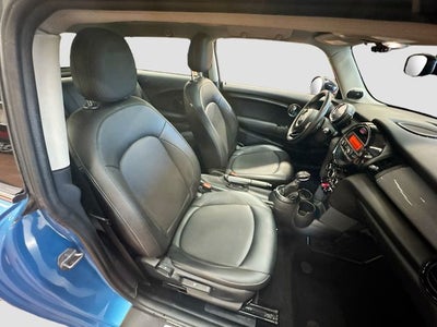 2015 MINI HARDTOP 2 DOOR Base