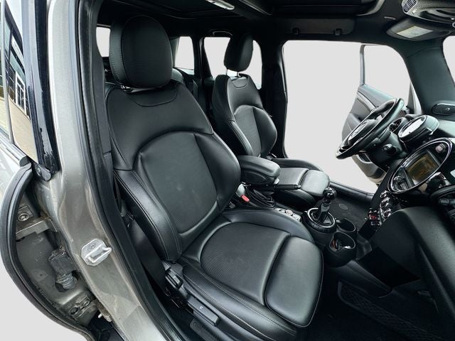 2016 MINI Cooper S Base