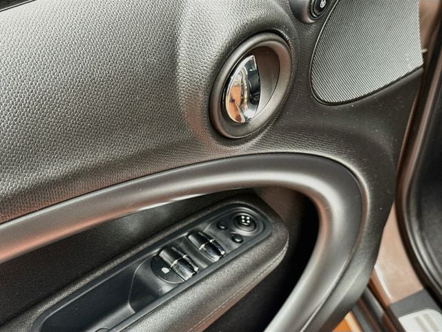 2015 MINI COUNTRYMAN Base