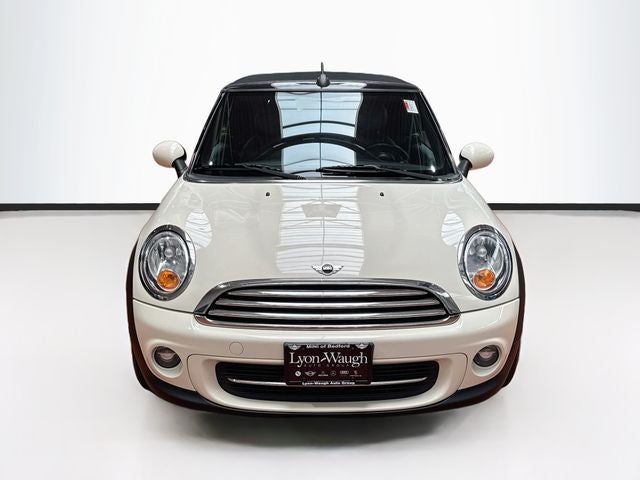 2011 MINI CONVERTIBLE Base