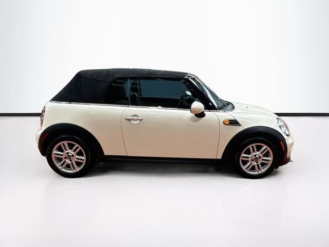 2011 MINI CONVERTIBLE Base