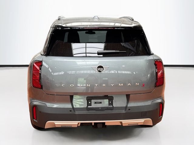 2027 MINI COUNTRYMAN ICONIC