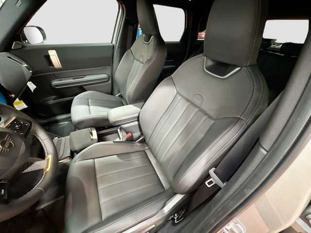 2027 MINI COUNTRYMAN ICONIC
