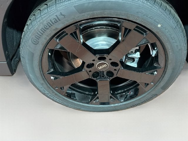2027 MINI COUNTRYMAN SIGNATURE PLUS