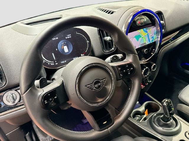 2023 MINI COUNTRYMAN Iconic
