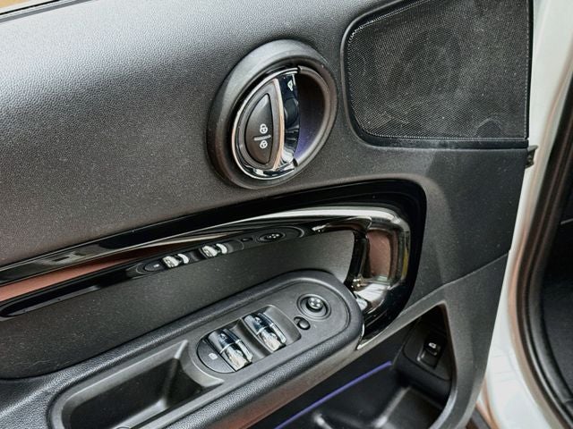 2023 MINI COUNTRYMAN SIGNATURE