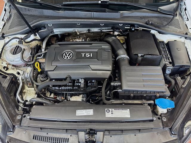 2016 Volkswagen Golf GTI Base