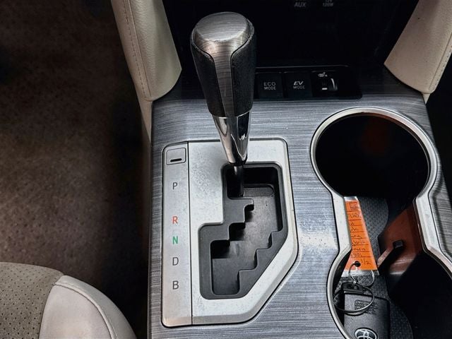 2012 Toyota Camry Hybrid XLE