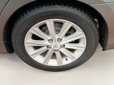 2012 Toyota Camry Hybrid XLE