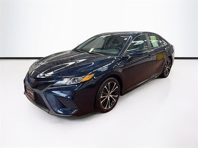 2020 Toyota Camry Hybrid SE