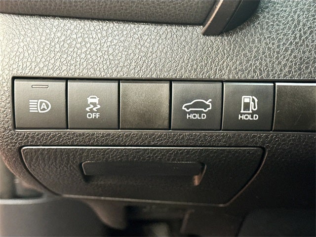 2020 Toyota Camry Hybrid SE