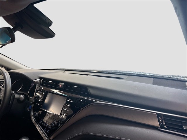 2020 Toyota Camry Hybrid SE