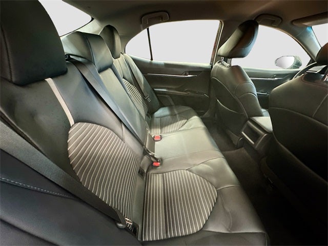 2020 Toyota Camry Hybrid SE