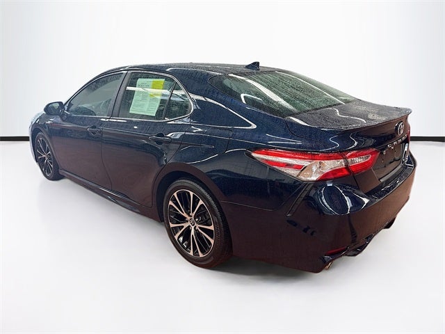 2020 Toyota Camry Hybrid SE