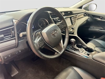 2020 Toyota Camry Hybrid SE