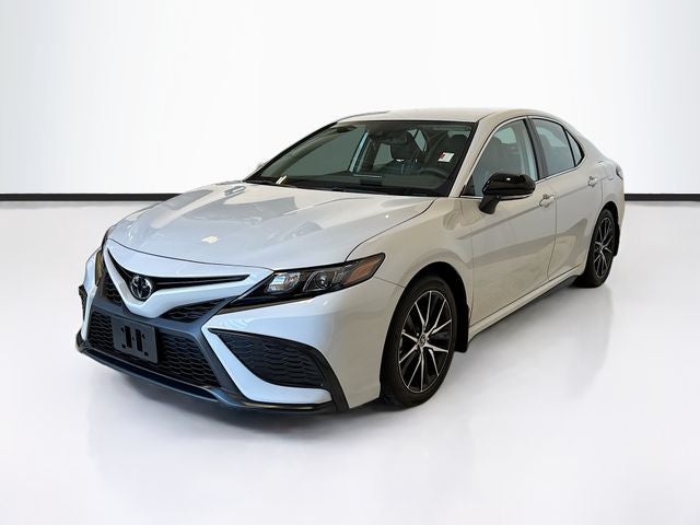 2023 Toyota Camry SE AWD's photo