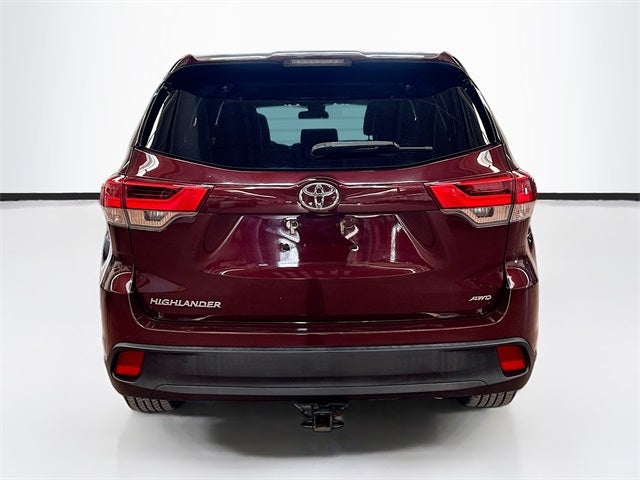 2018 Toyota Highlander Base