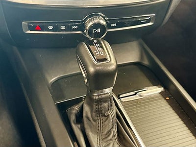 2020 Volvo S60 T5 Momentum