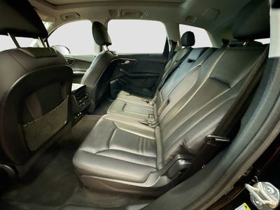 2022 Audi Q7 55 Premium Plus quattro