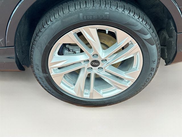 2022 Audi Q7 55 Premium Plus quattro