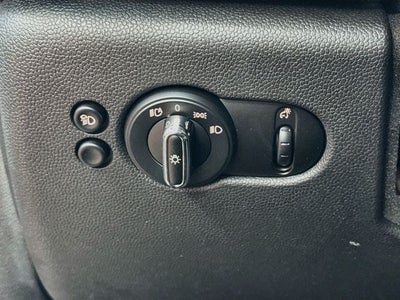 2023 MINI HARDTOP 2 DOOR Iconic